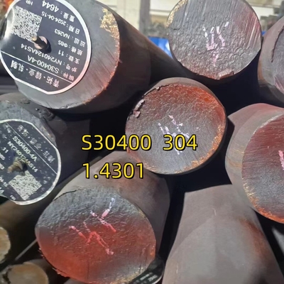 4-6m Panjang ASTM A276 TP304 1.4301 Bar Bulat Baja Rinsing Dengan Permukaan Hitam