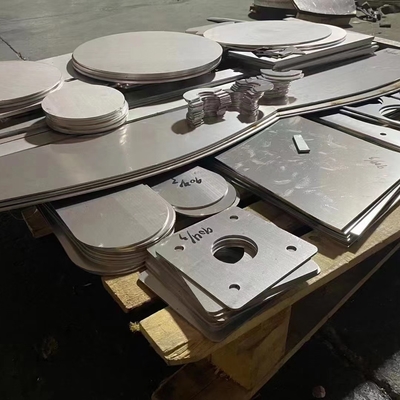 ASTM A240 Grade 304L Plat baja tahan karat 40 mm Ketebalan 1000 mm Lebar dan 2600 mm Panjang