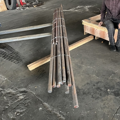AISI 4130 Bar Bulat 30CrMo Pengolahan Panas Normalisasi/Dipanaskan/QT Untuk Tubuh Katup