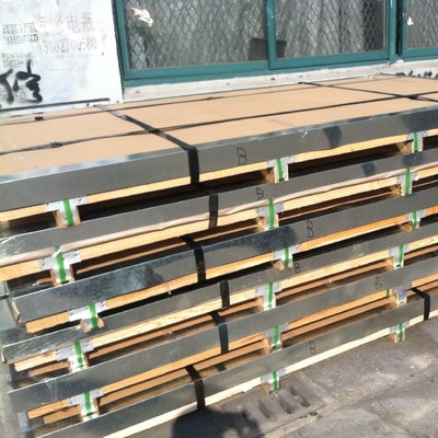 DIN1.4404 Standar Hot Rolled AISI 316L Plat Baja Ringan 40*3100*8900MM Sertifikasi SGS