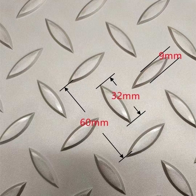 SS316 3mm Tepak Plate Chequered Hot Digulingkan Bentuk Lapisan No.1 / Mill Finish