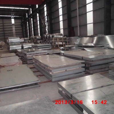 Plat baja karbon permukaan galvanis A36 A36M Q235B Hot Dip Plat baja galvanis 6mm 8mm