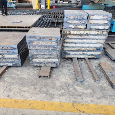 Piring baja karbon Q235B Q345B Piring baja yang digulung panas Memotong ke Piring persegi