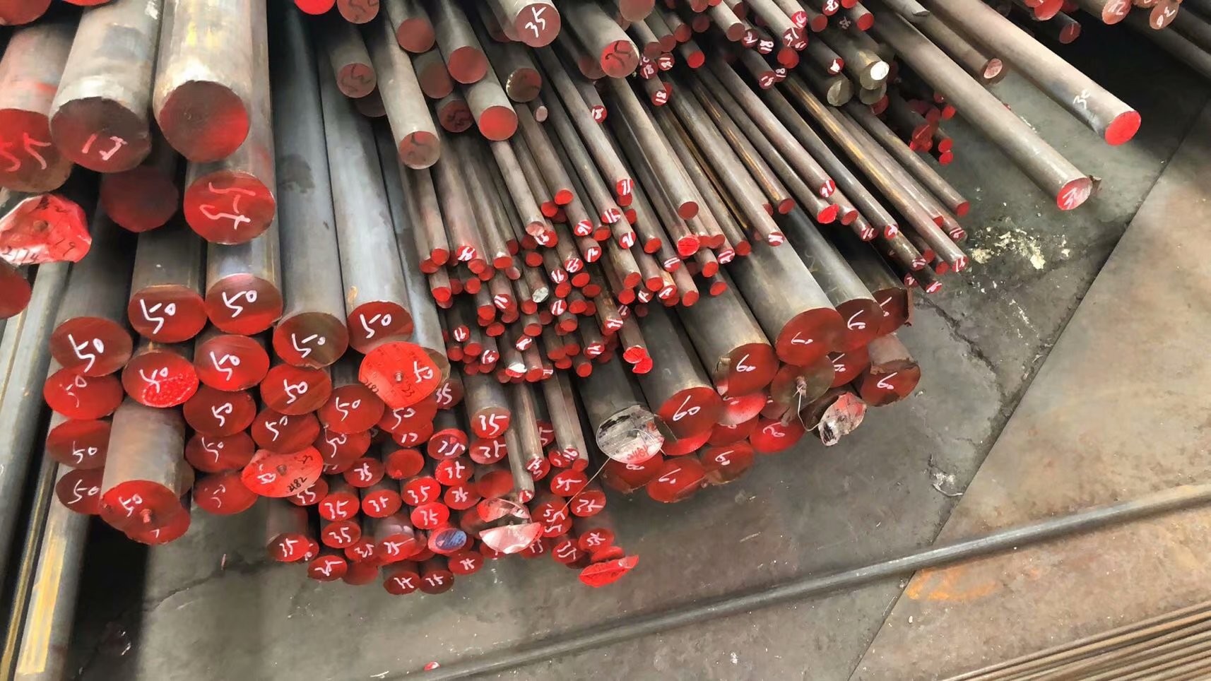 A582 Gr 416 10mm Batang Baja Tahan Karat Hot Rolled ASTM Dipoles
